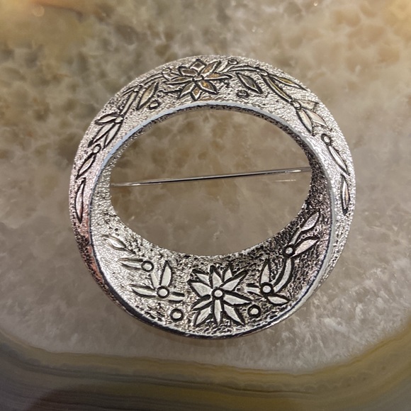 Vintage Emmons silver flower brooch 2” - Picture 12 of 12